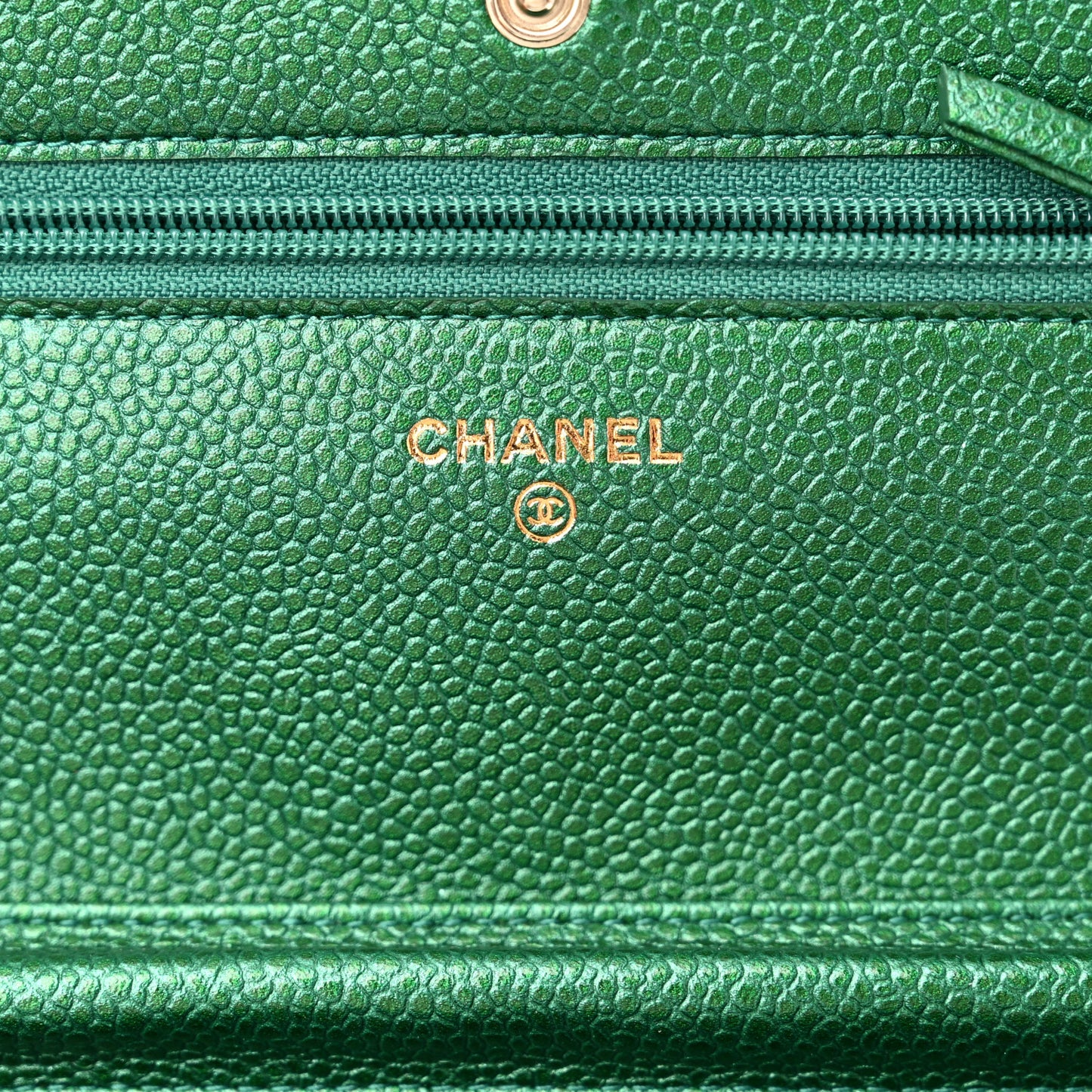 Metallic Caviar Quilted Wallet On Chain WOC Green
