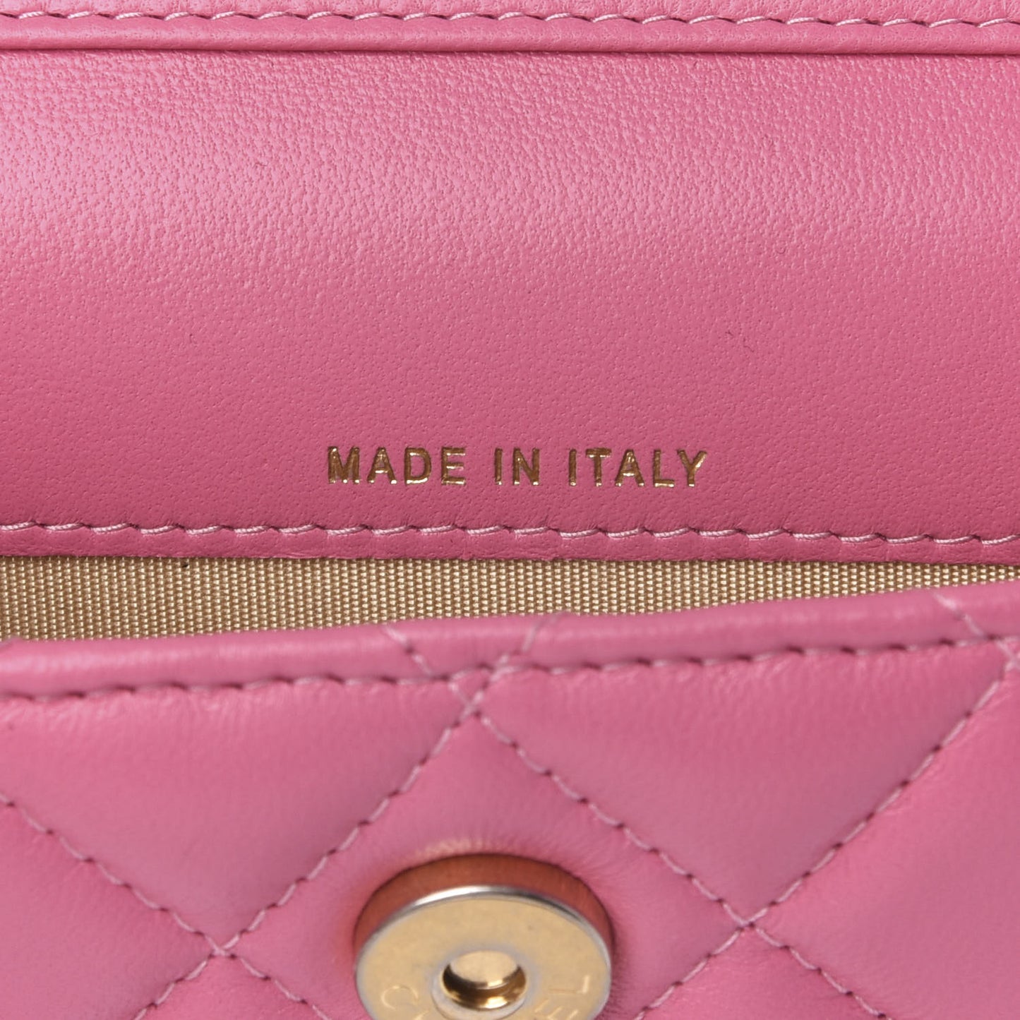 Lambskin Quilted Pearl Crush Clutch With Chain Pink