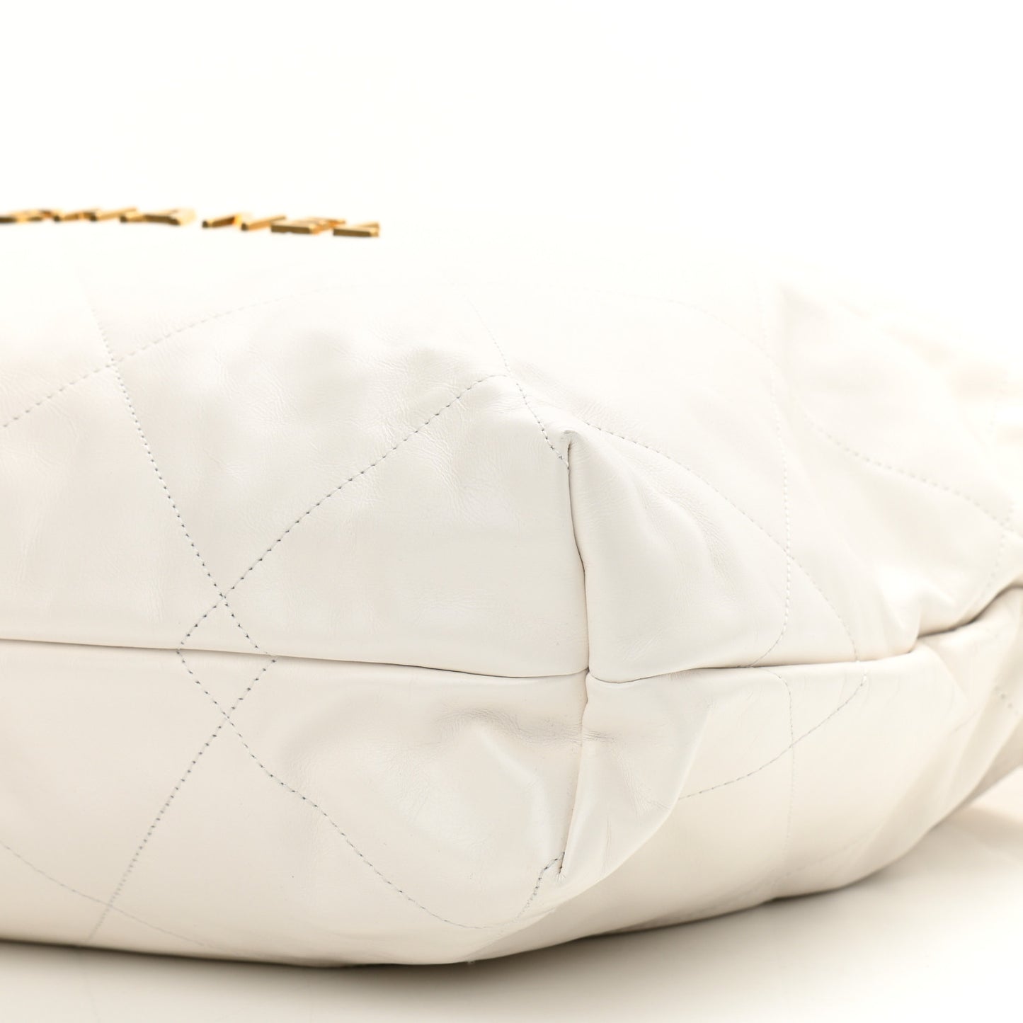 Shiny Calfskin Quilted Large Chanel 22 White