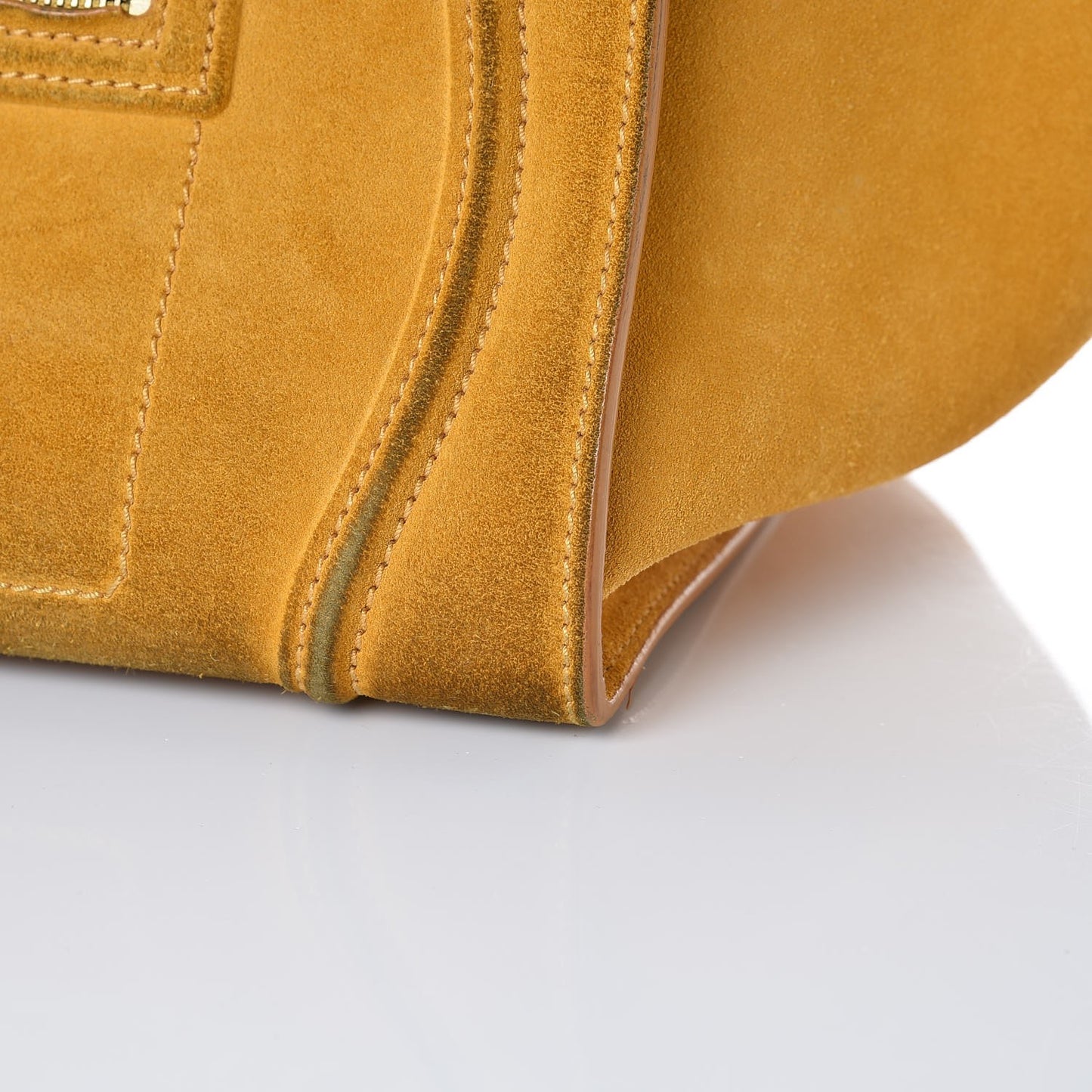 Suede Medium Phantom Luggage Amber