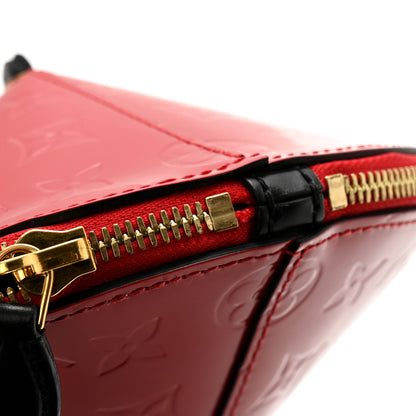 Louis Vuitton Vernis Monogram Toupie Rouge 10 of 10