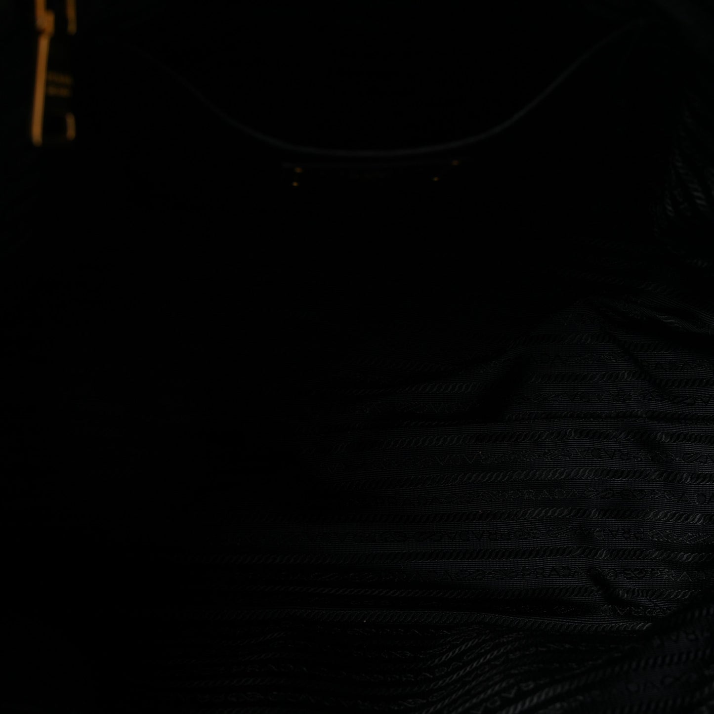 Vitello Daino Tote Black
