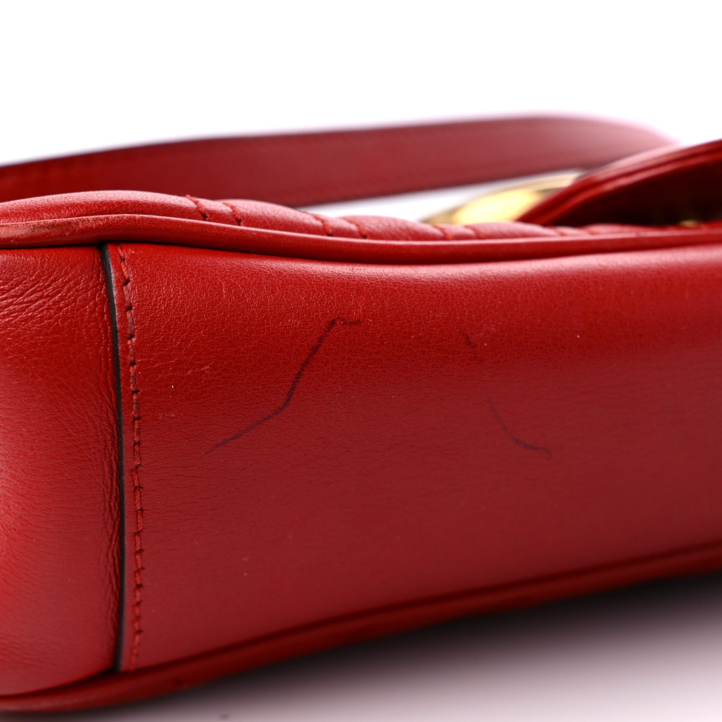 Calfskin Matelasse Small GG Marmont Shoulder Bag Hibiscus Red
