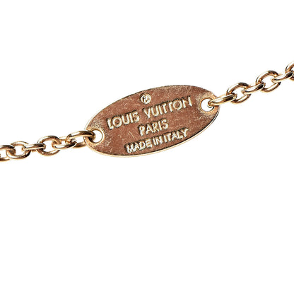 Louis Vuitton Essential V Necklace Gold 5 of 7