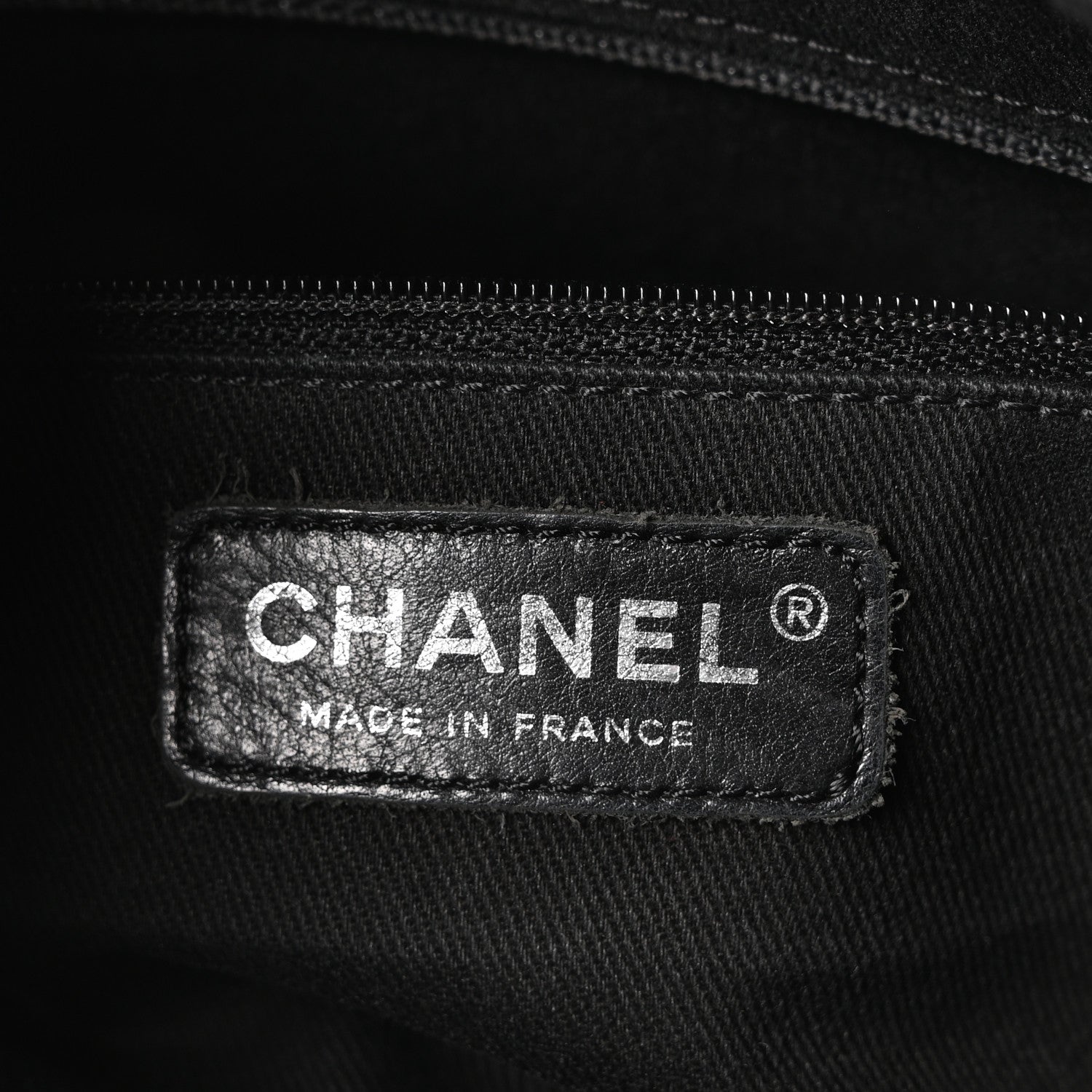 Chanel Calfskin Large Diamond Stitch Tote Black 6 of 10