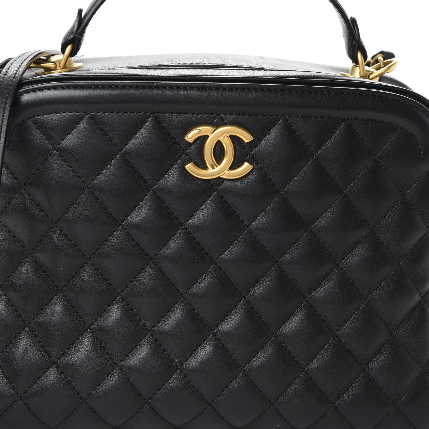 Chanel Calfskin Quilted CC Medium Vanity Case Black 10 of 11