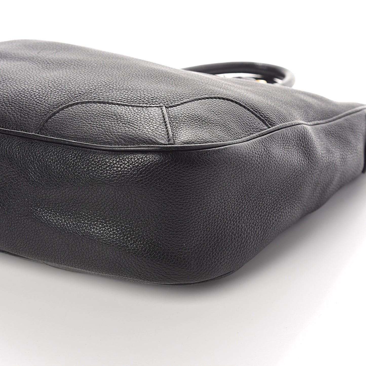 Vitello Daino Hobo Black