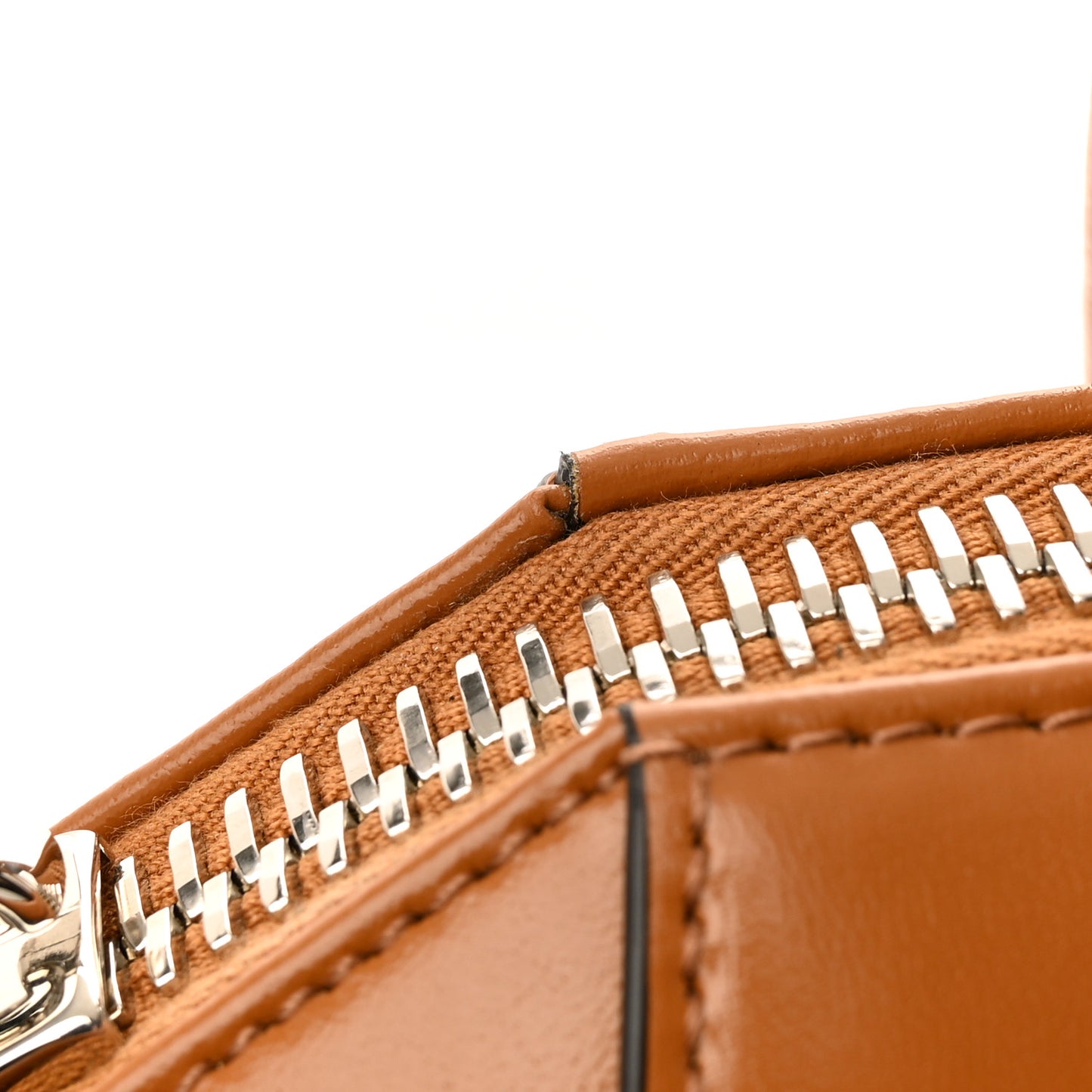 Shiny Lord Calfskin Mini Antigona Camel