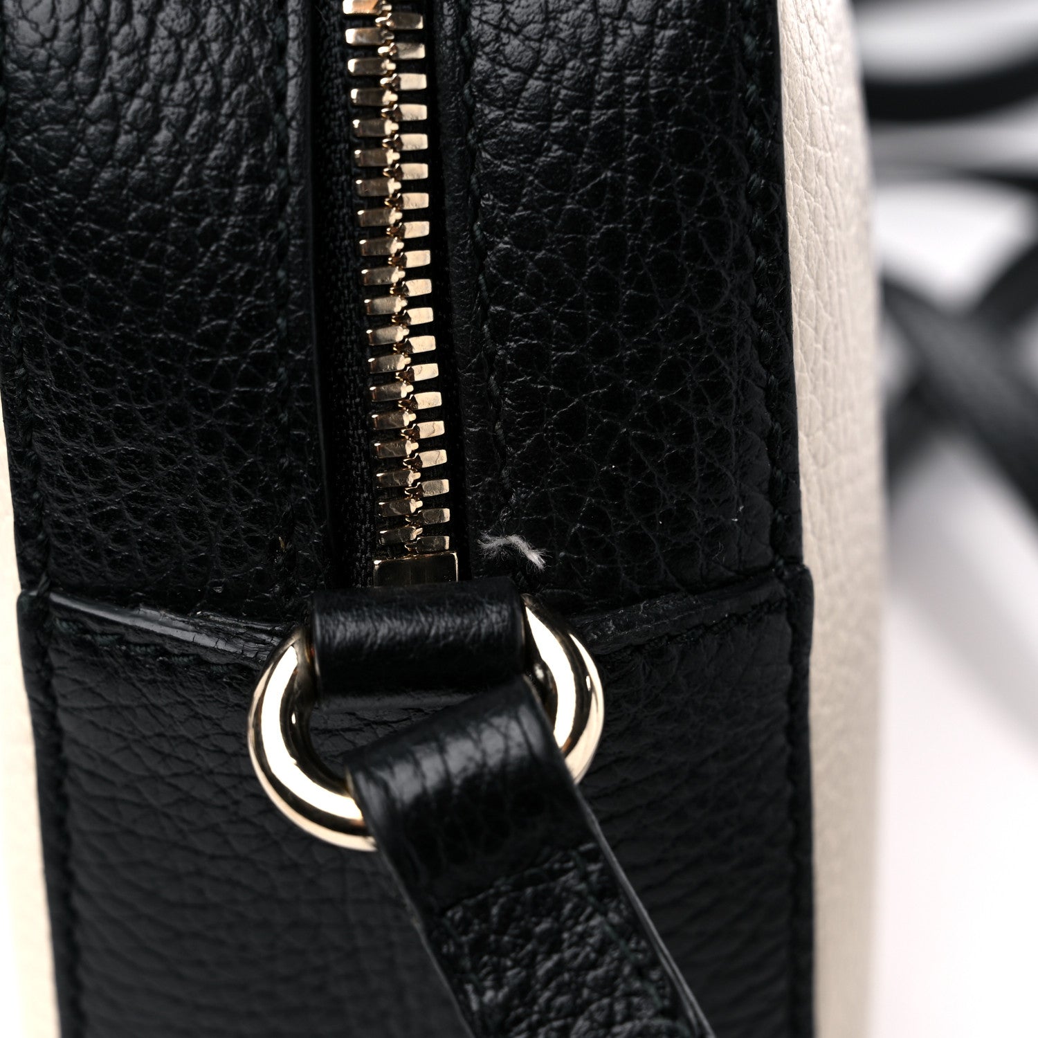 Gucci Dollar Calfskin Bi-Color Small Soho Disco Bag Mystic White Black 11 of 11