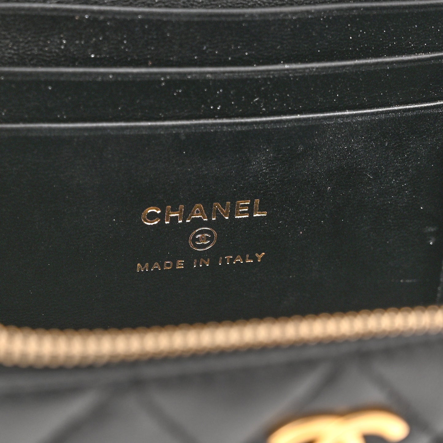 Lambskin Quilted Metal Small Top Handle Vanity Case With Chain Black