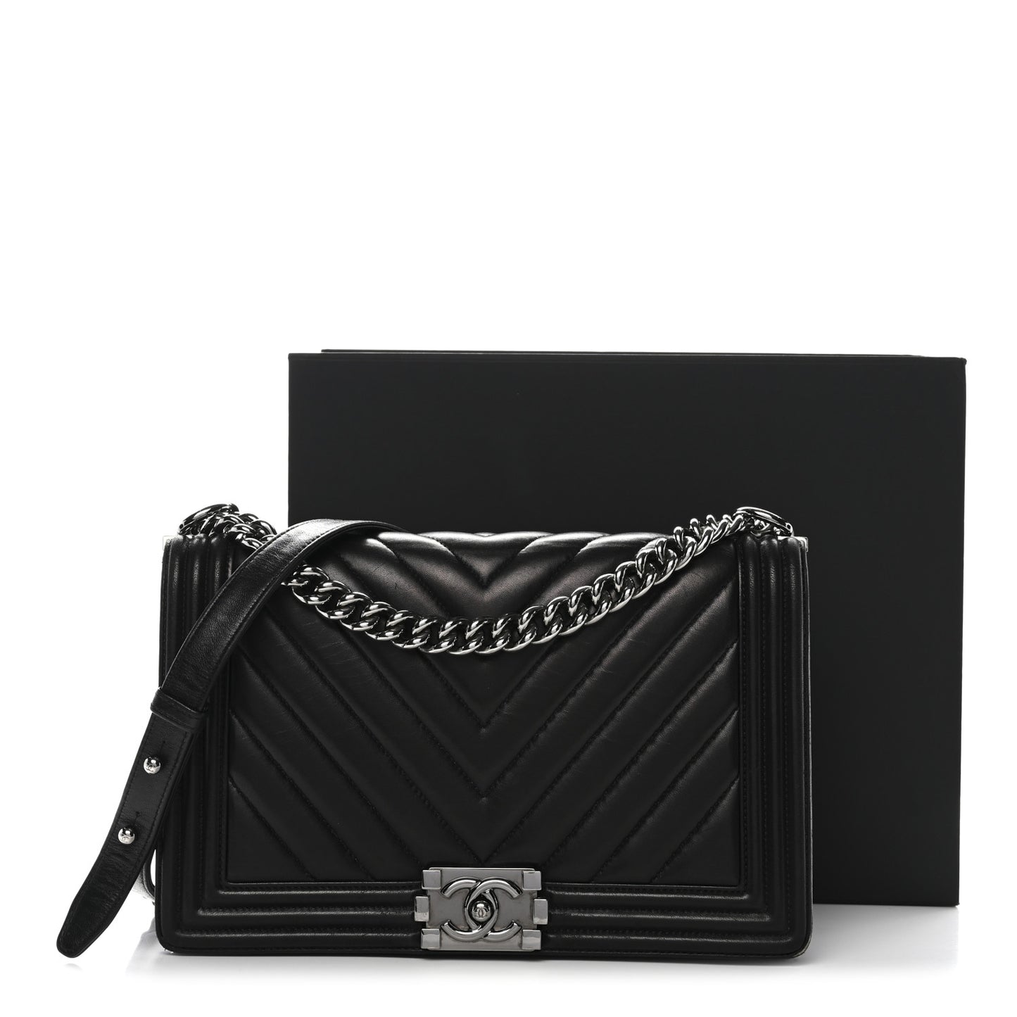 Calfskin Chevron Quilted New Medium Boy Flap Black