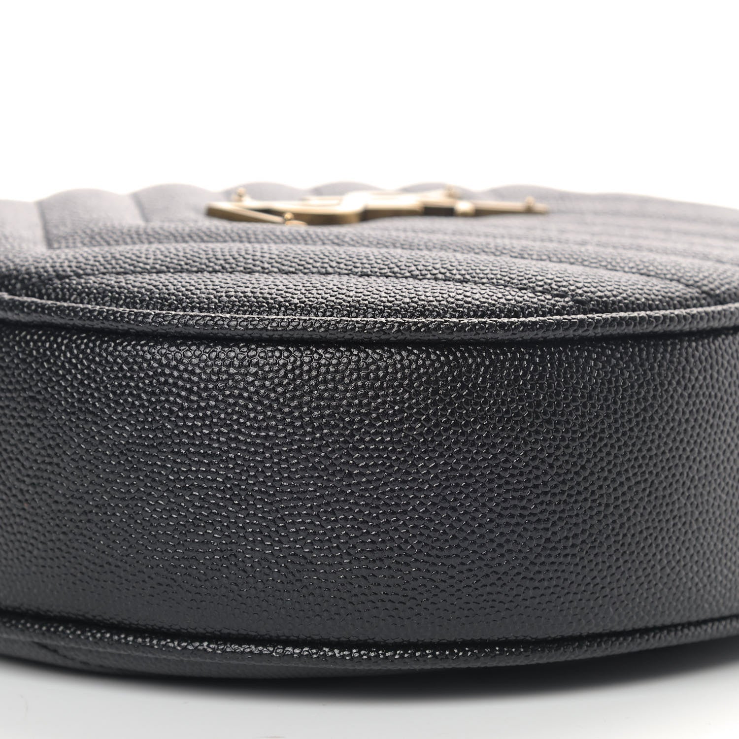 Saint Laurent Grain De Poudre Matelasse Chevron Quilted Round Vinyle Camera Bag Black 7 of 9