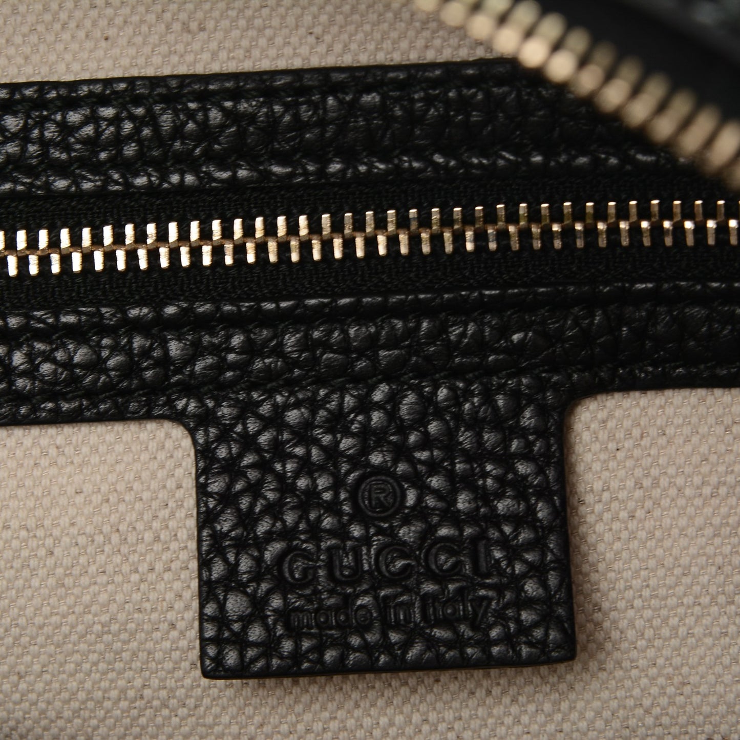 Calfskin Vintage Web Medium Boston Black