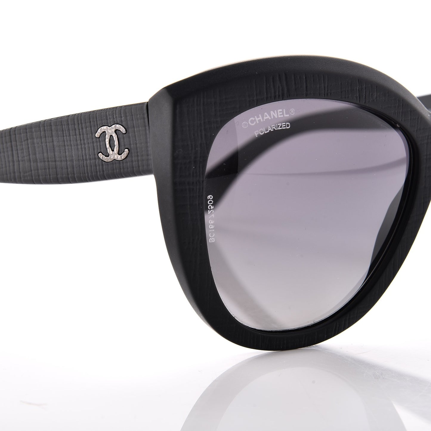Tweed Effect CC Polarized Butterfly Signature Sunglasses 5332 Black