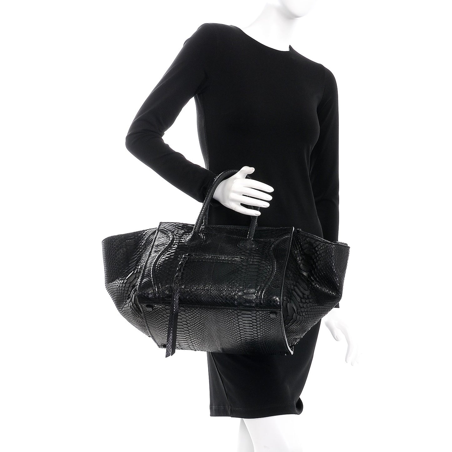 Python Medium Phantom Luggage Black