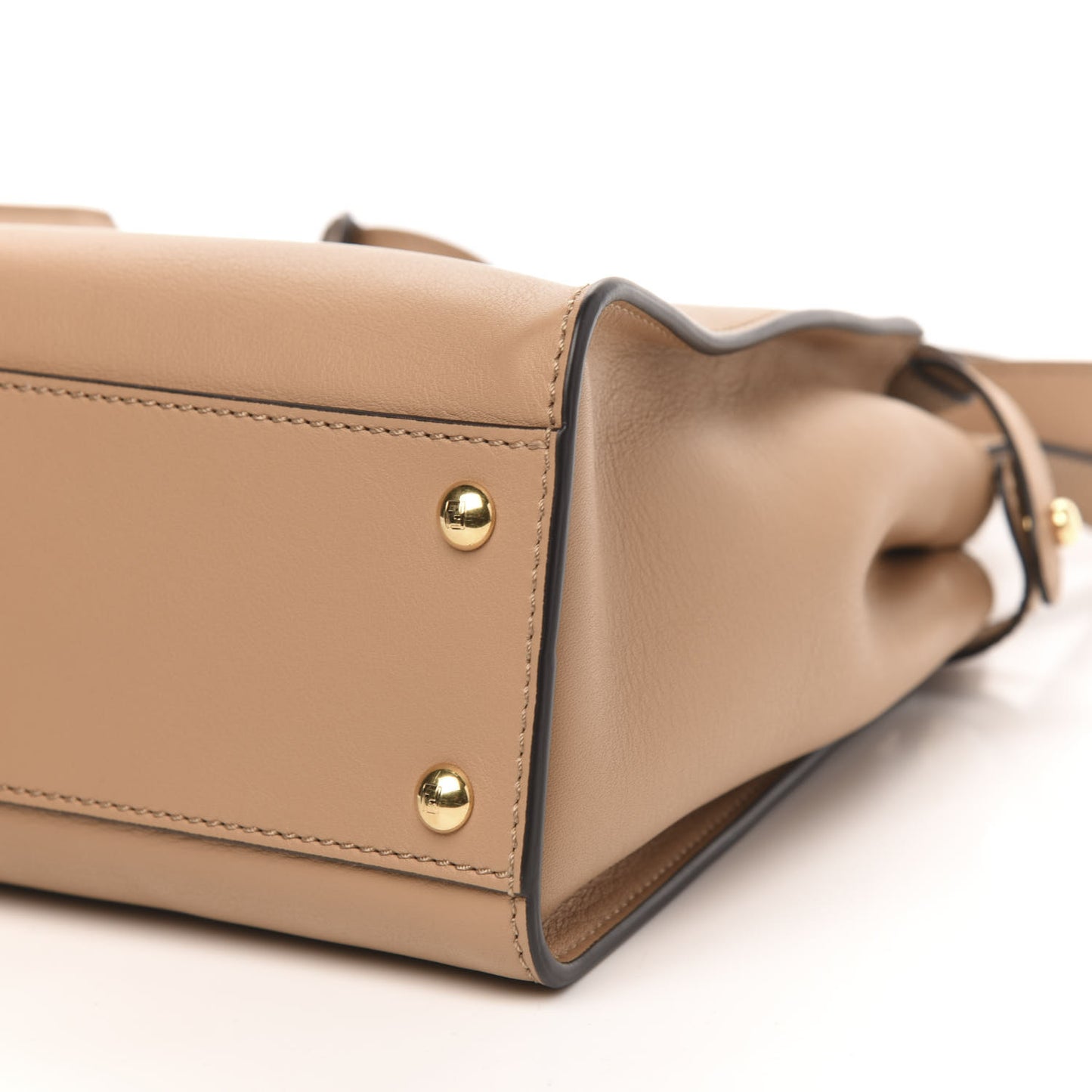 Vitello Seta Medium Peekaboo Iconic Satchel Cuoio