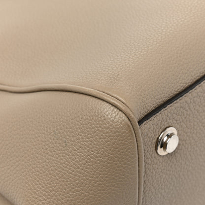 Louis Vuitton Veau Nuage Milla MM Tourterelle 21 of 22