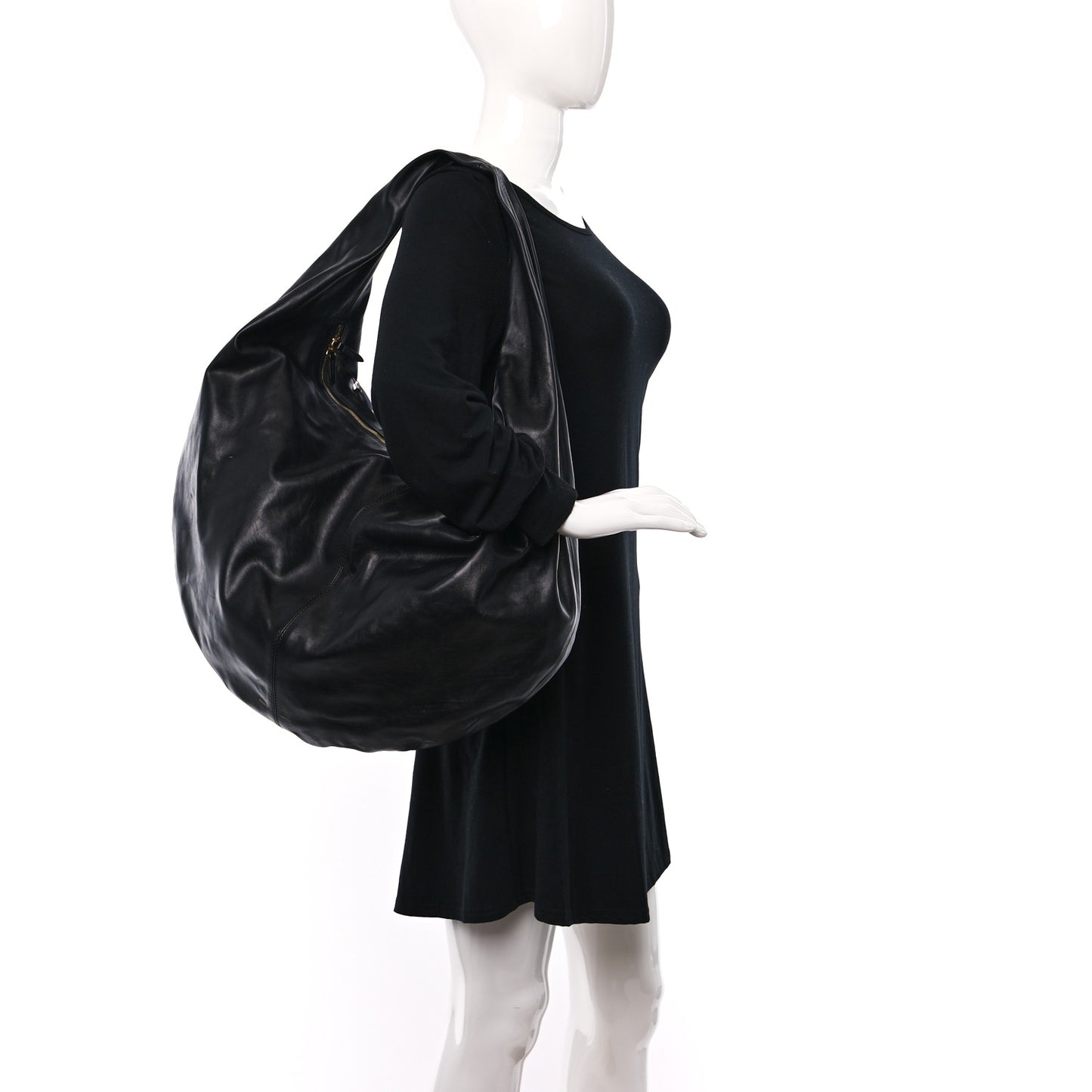 Calfskin Medium Olivia Hobo Black
