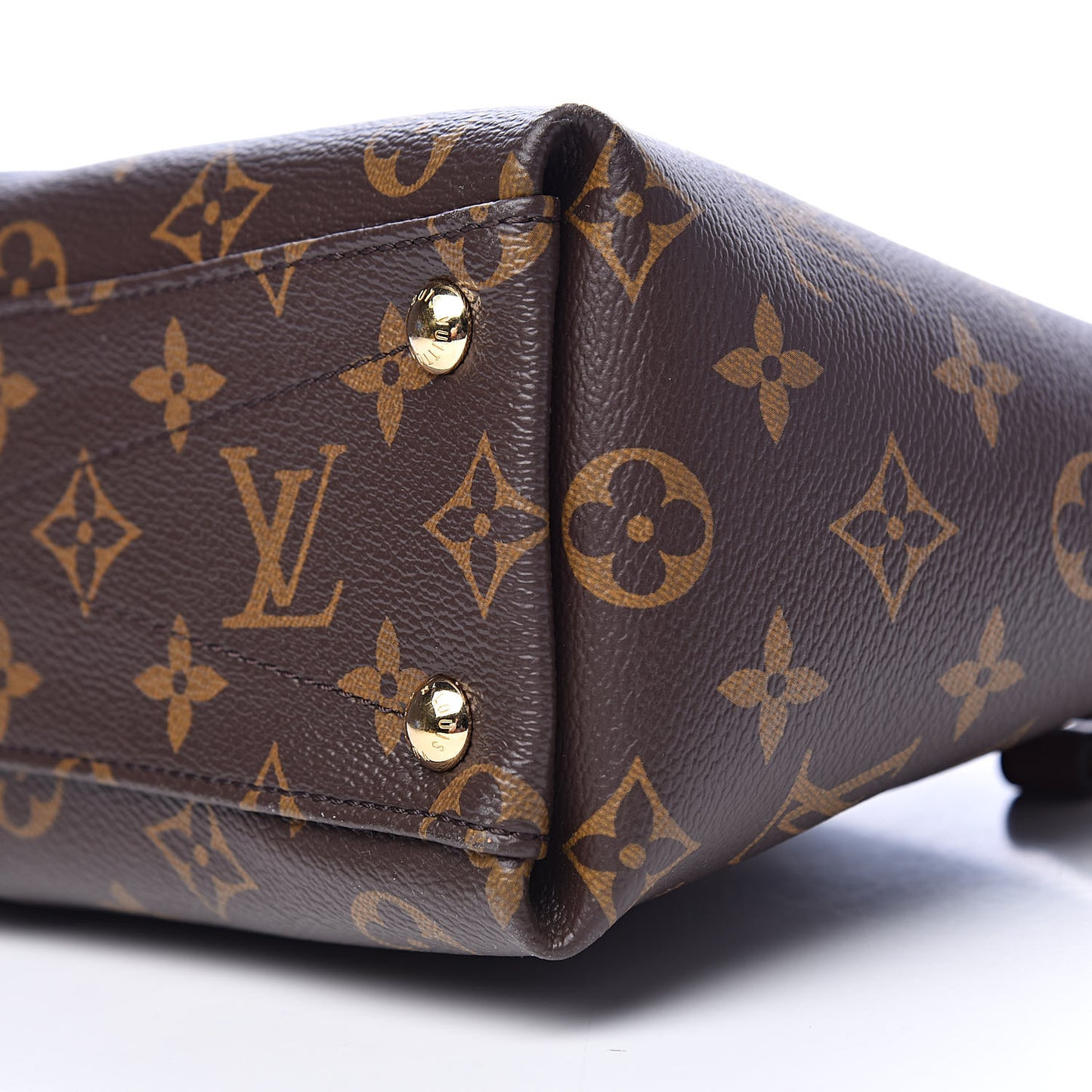 Monogram V Tote BB Black
