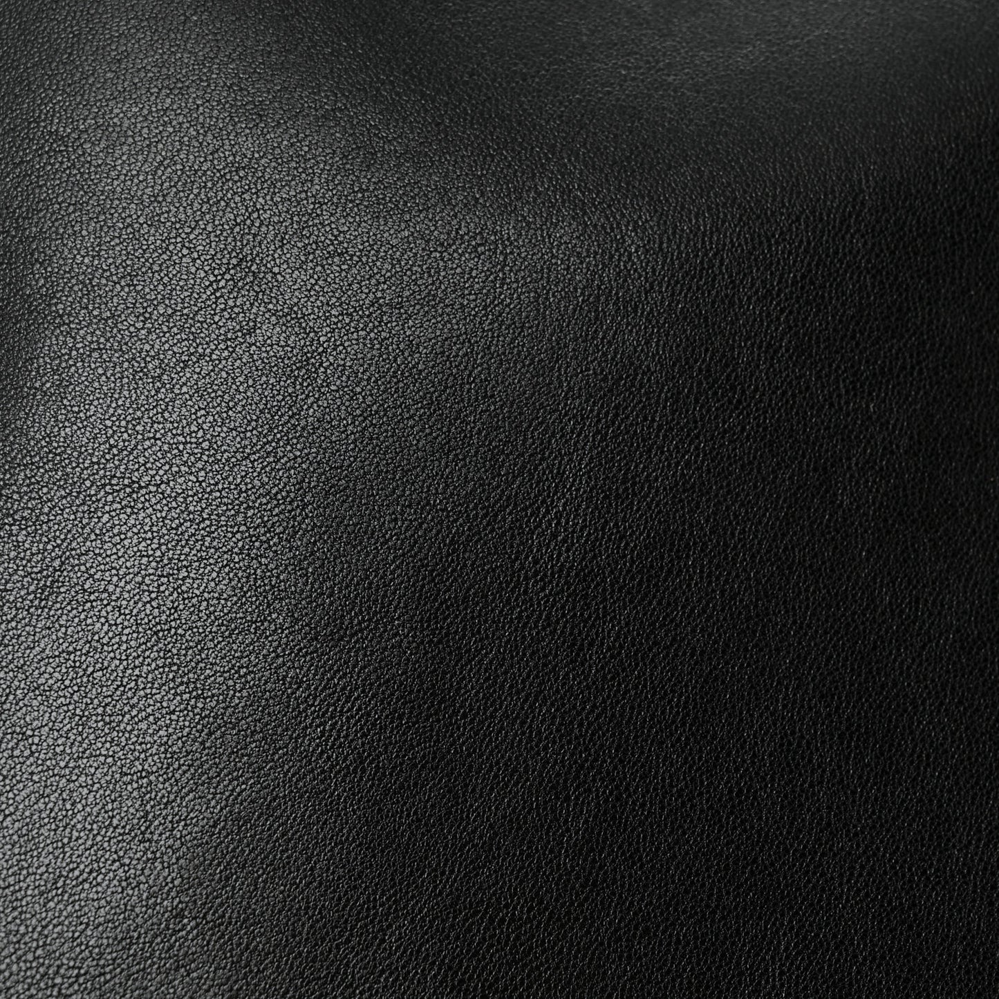 Shiny Lambskin Soft Triomphe Besace Bag Black