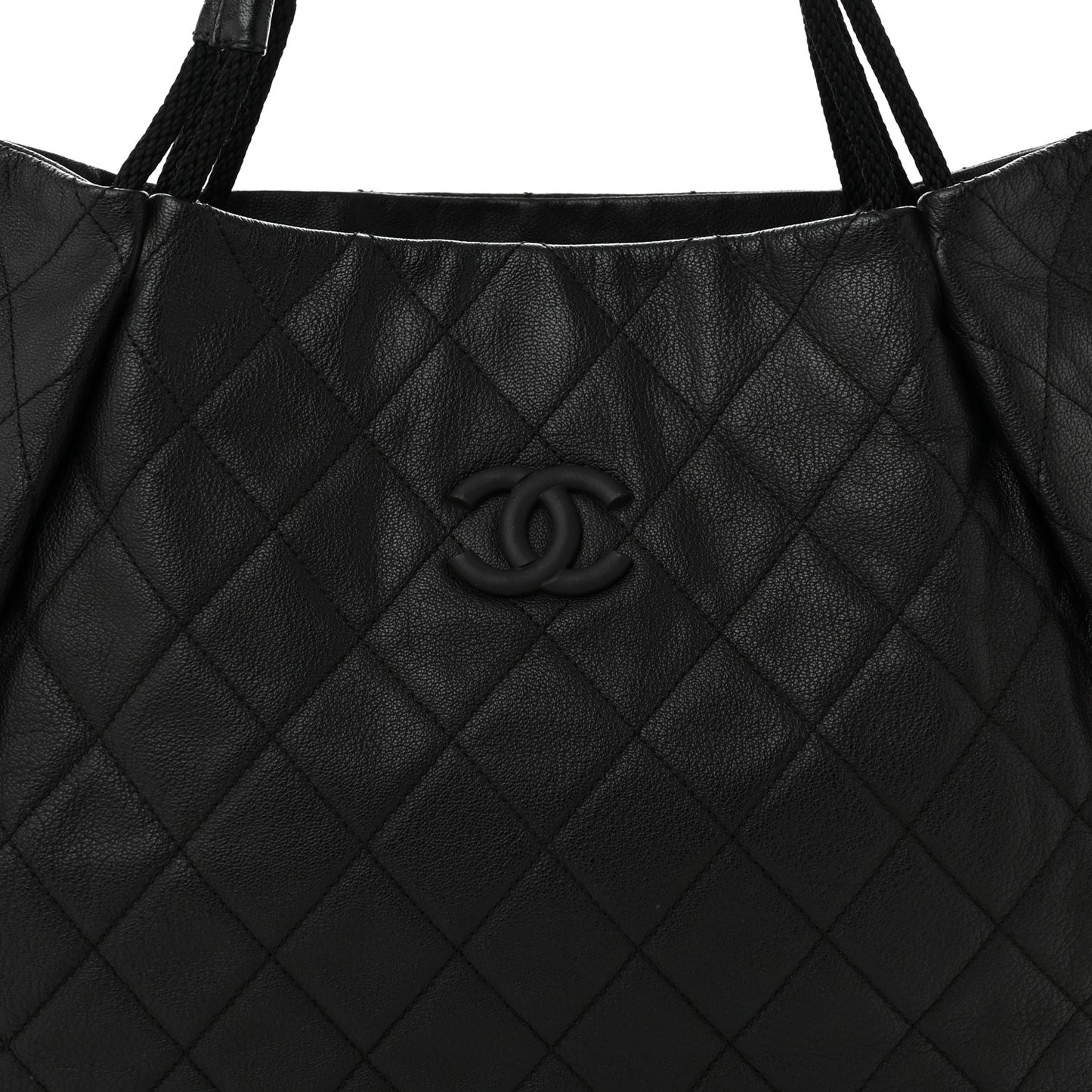 Caviar Quilted Soho Expandable Zip Shoulder Bag Black