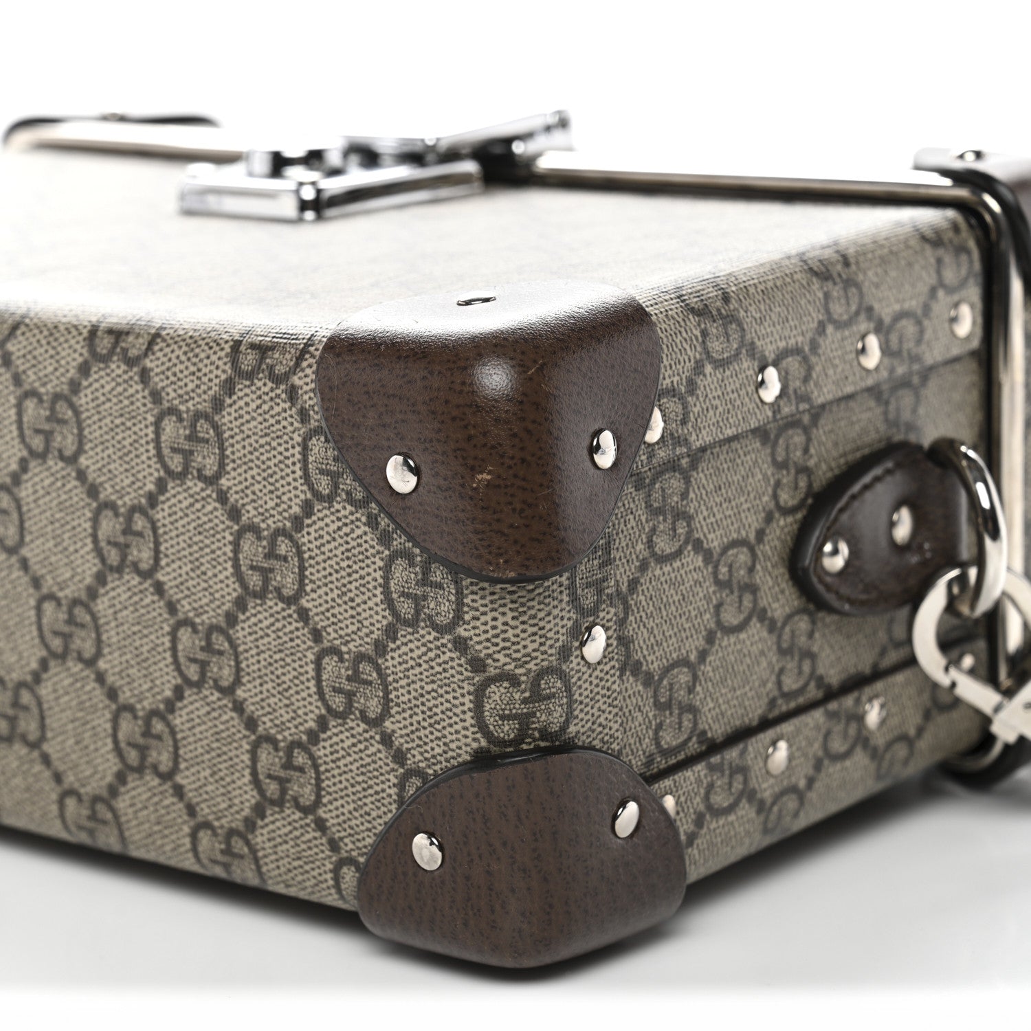 Gucci GG Supreme Monogram Globe-Trotter Beauty Case Brown 10 of 11