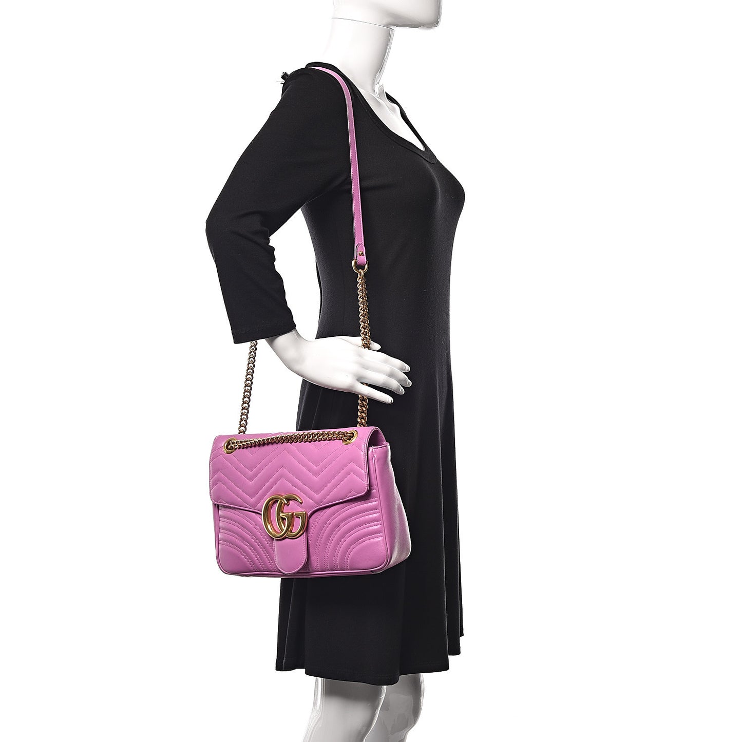 Calfskin Matelasse Medium GG Marmont Shoulder Bag Candy Mousse