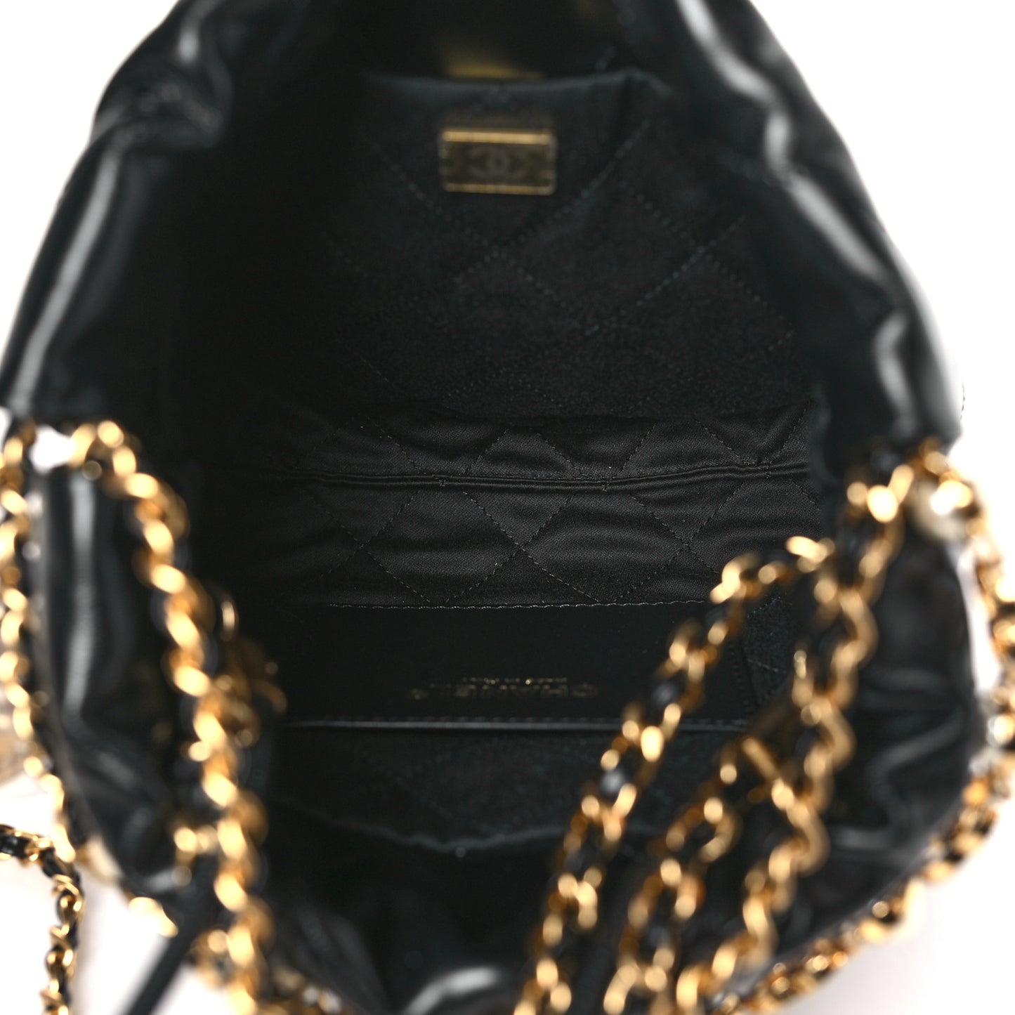 Shiny Calfskin Quilted Pearl CC Chain Mini Chanel 22 Black