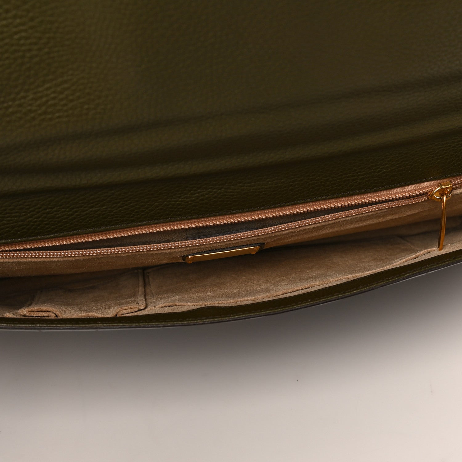 Salvatore Ferragamo Alligator Degrade Iolanda Clutch Cygno 6 of 9