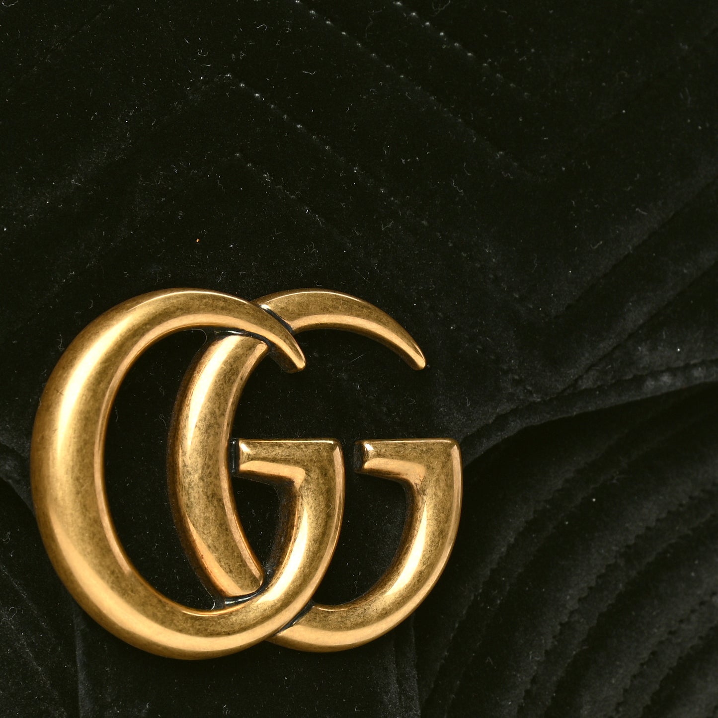 Velvet Matelasse Medium GG Marmont Shoulder Bag Black