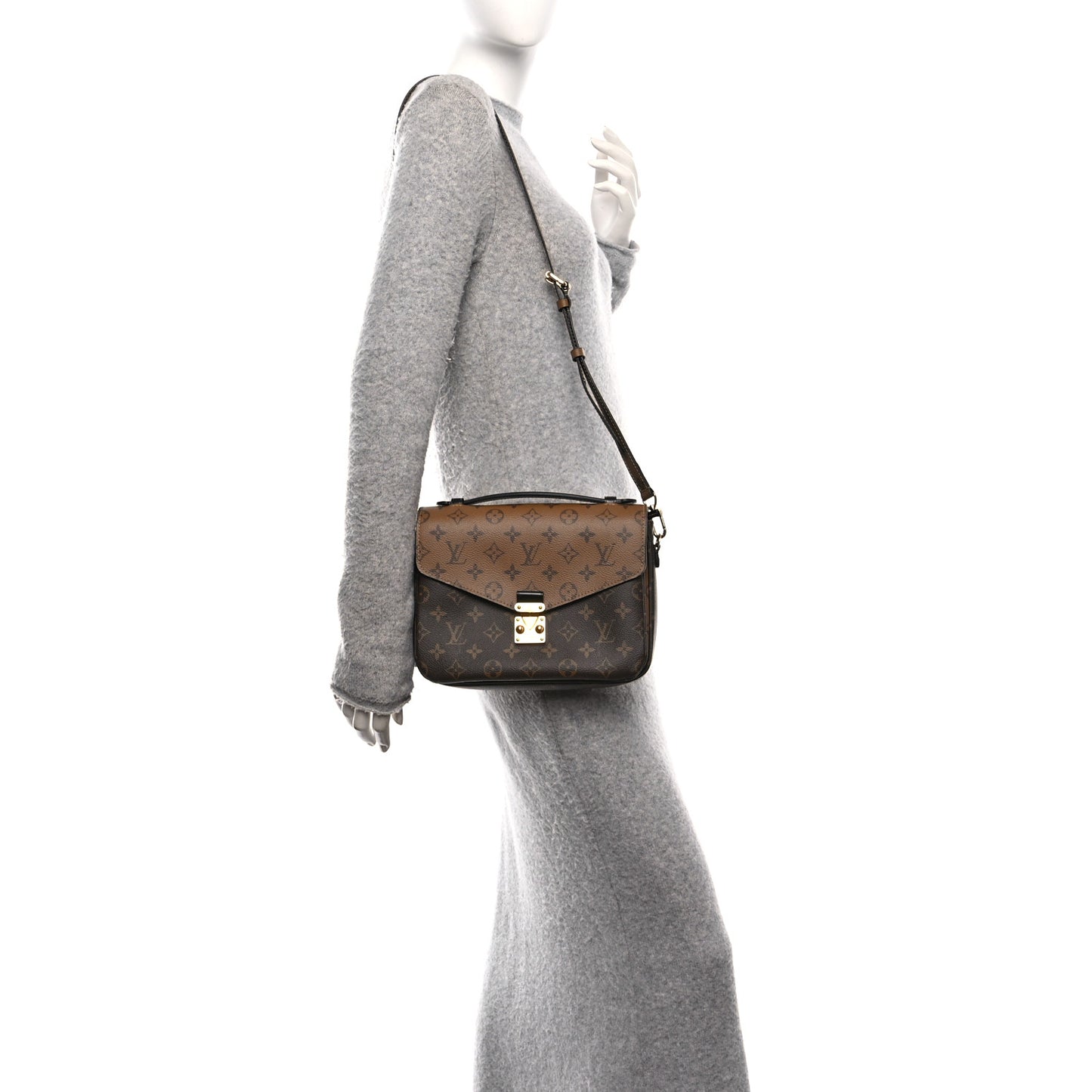Reverse Monogram Pochette Metis