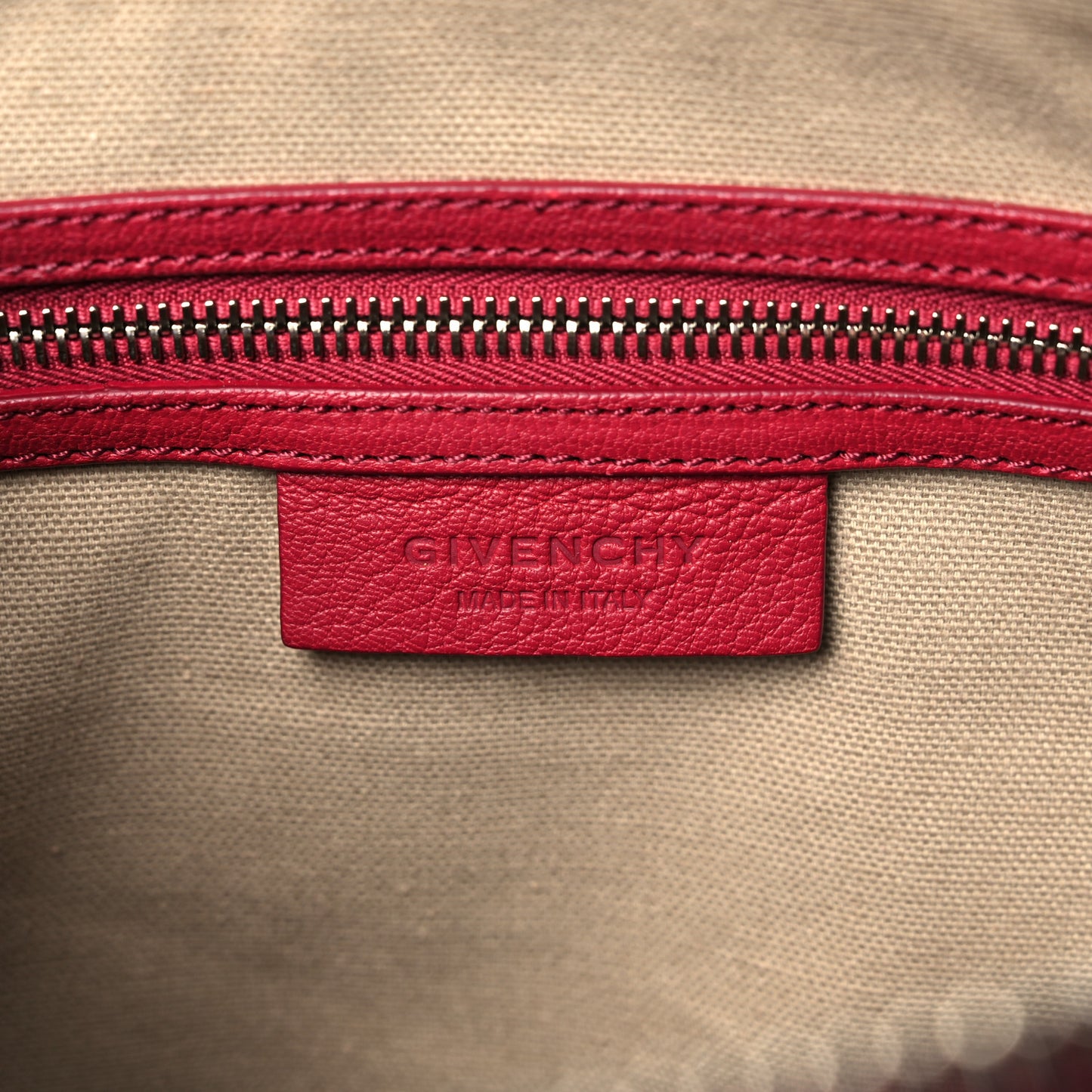 Sugar Goatskin Medium Antigona Red