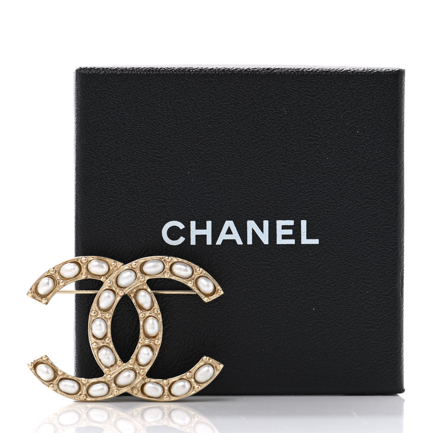 Chanel Pearl Large CC Brooch Gold 5 of 5