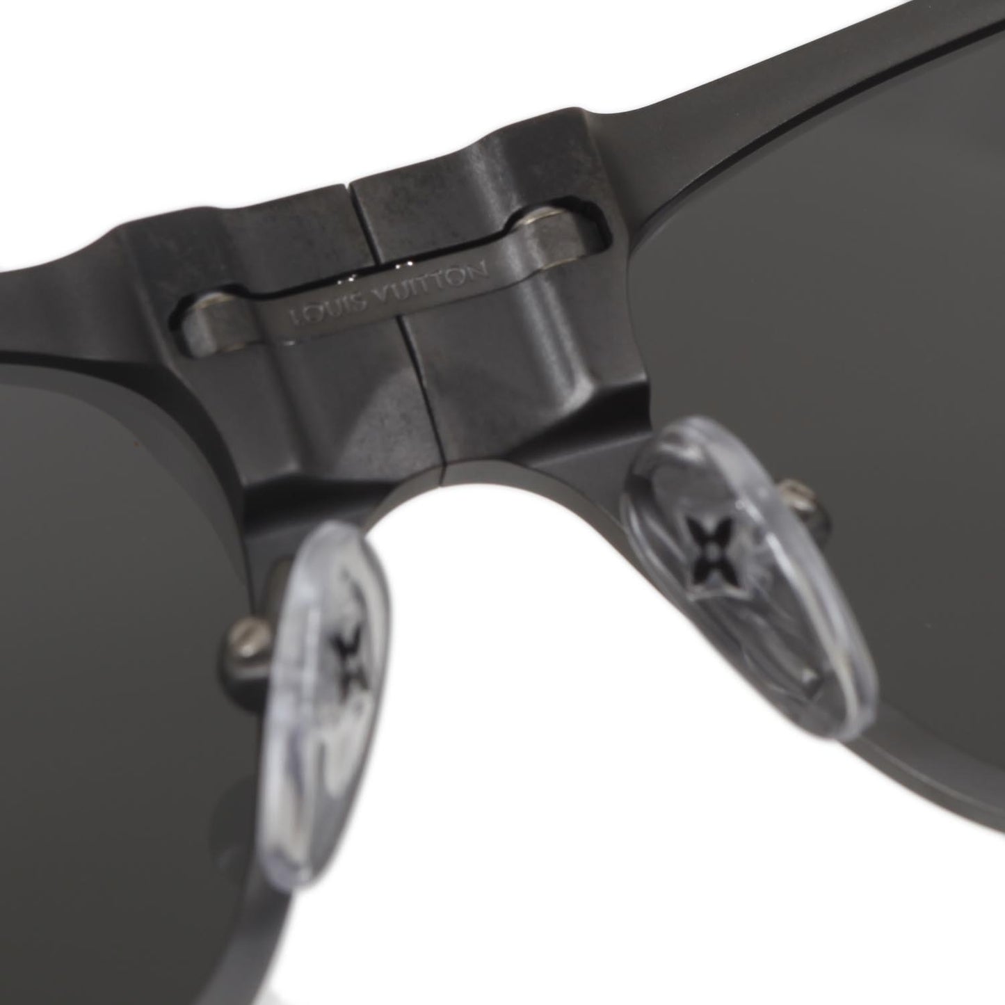 Mens Folding Evasion Sunglasses w Damier Graphite Case