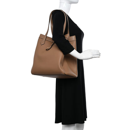 Fendi Vitello Cher Grace Large Fendi Origami Sand 2 of 12