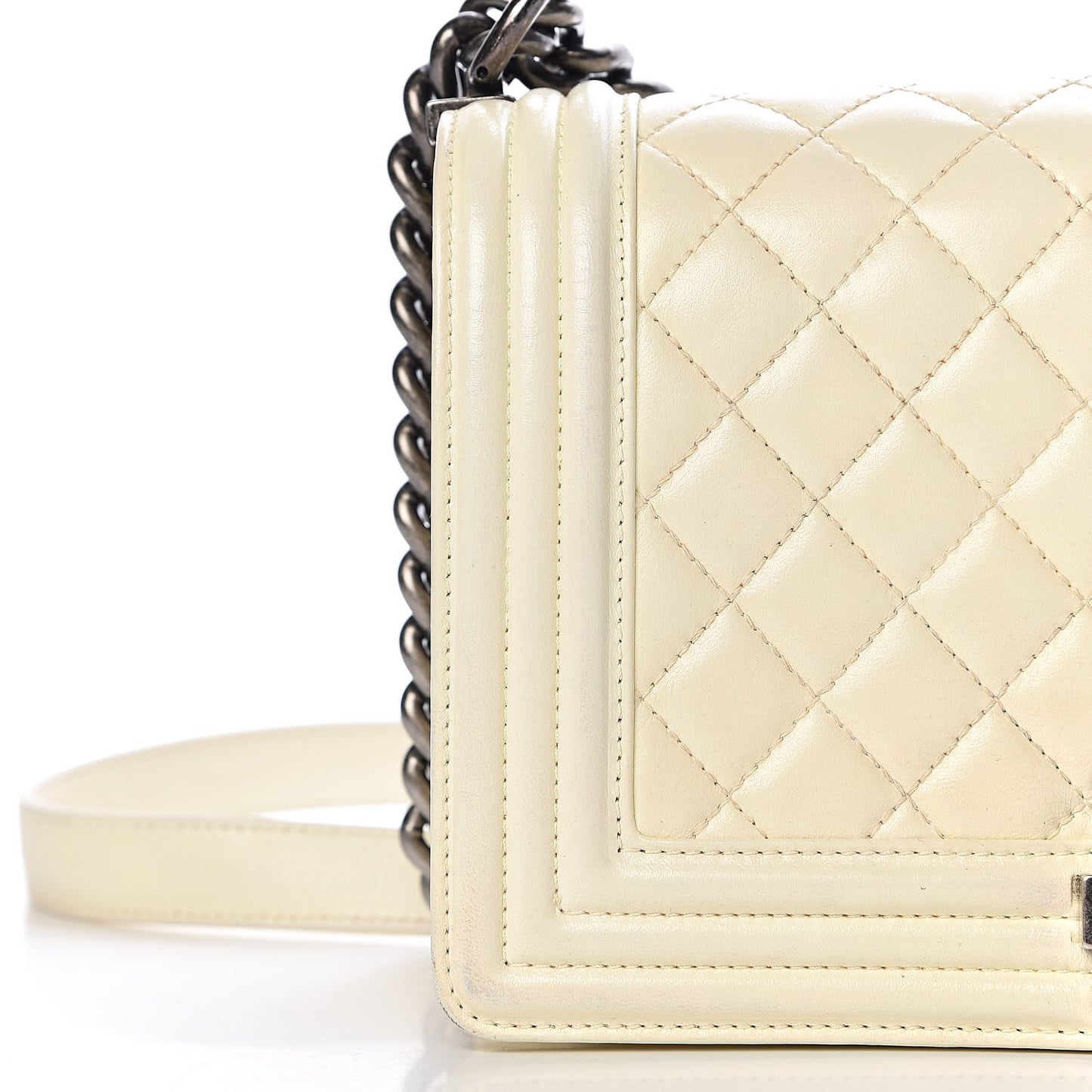 Lambskin Quilted Medium Boy Flap White