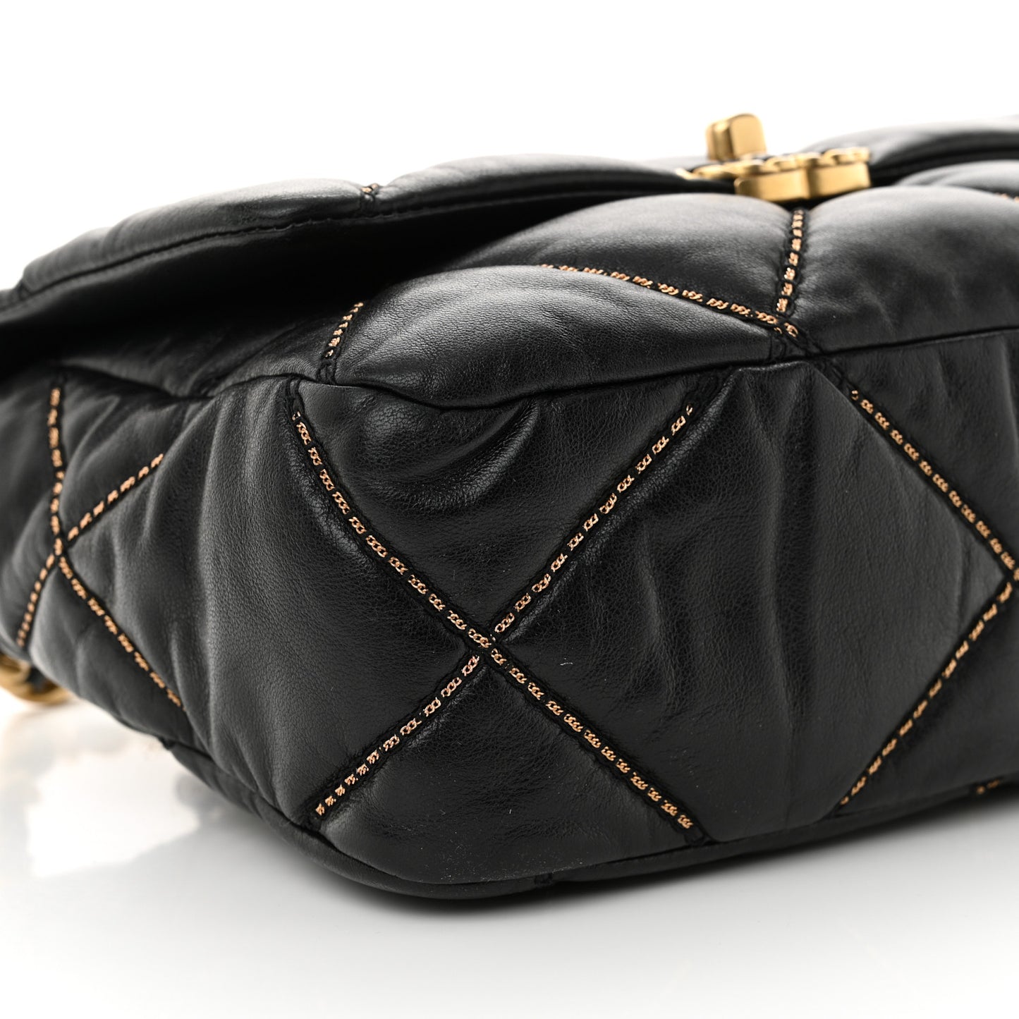Lambskin Chain Quilted Medium Chanel 19 Flap Black
