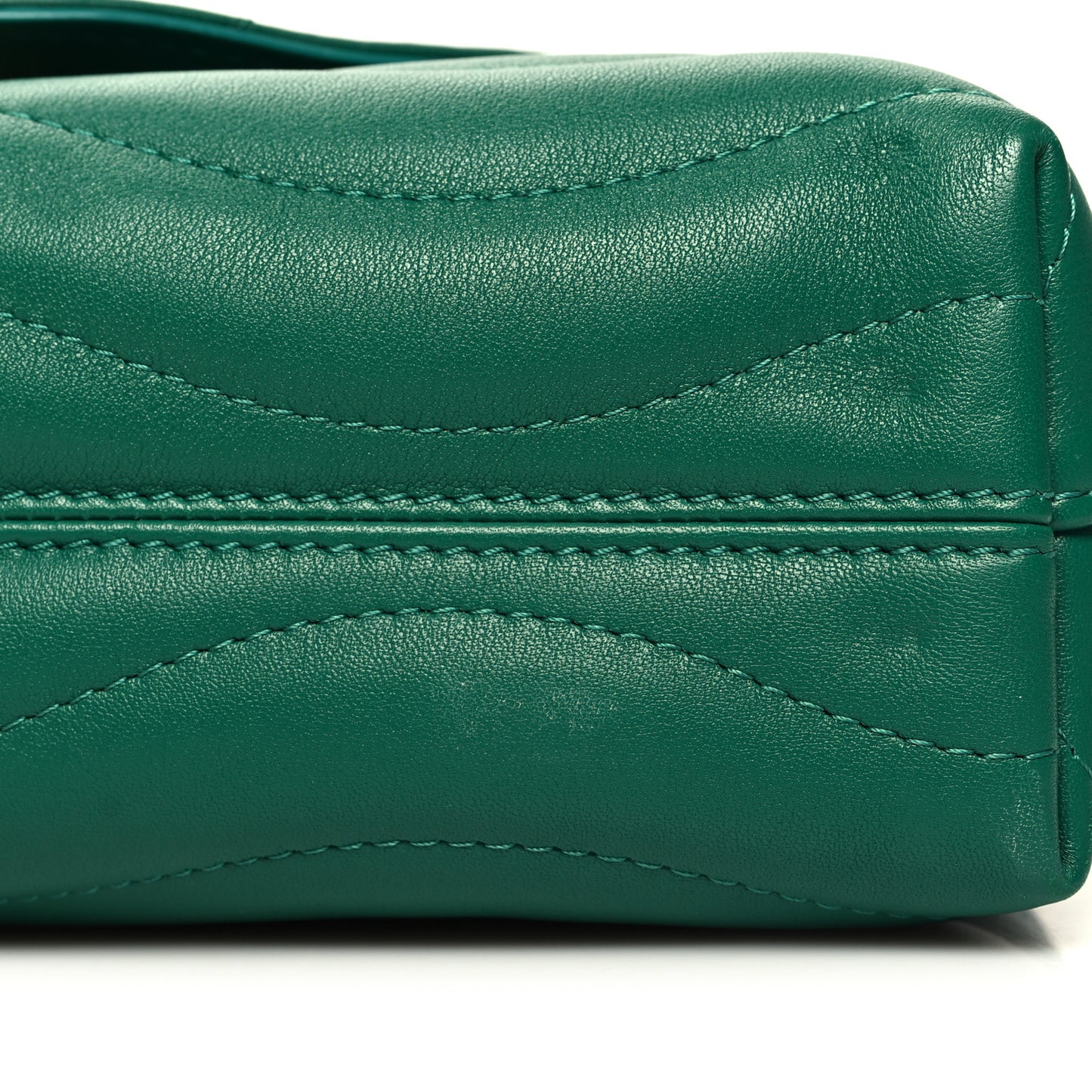 Calfskin New Wave Chain Bag MM NM Emerald