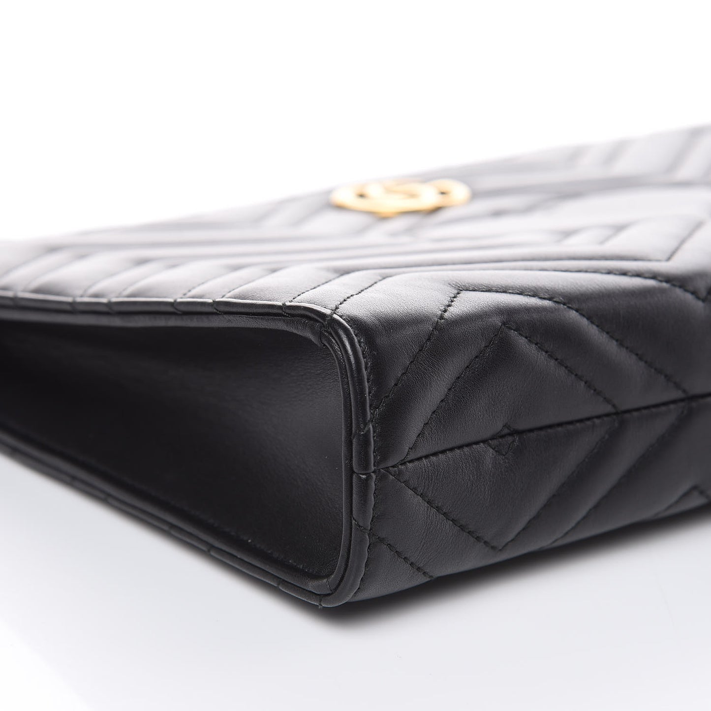 Calfskin Matelasse Chevron Heart GG Marmont Clutch Black