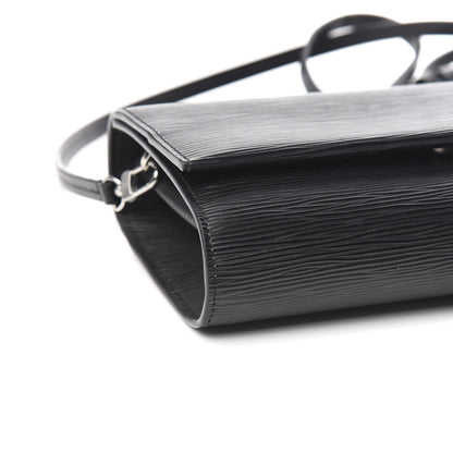 Louis Vuitton Epi Clery Black 7 of 9