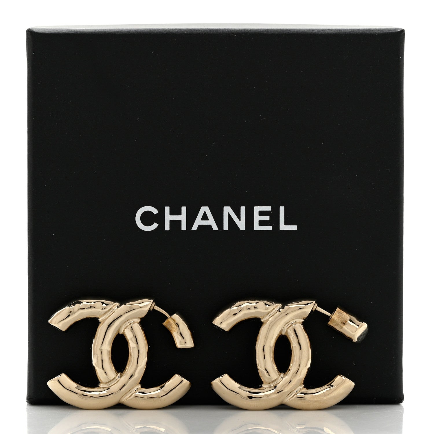 Chanel Metal Large CC Earrings Light Gold 5 of 5