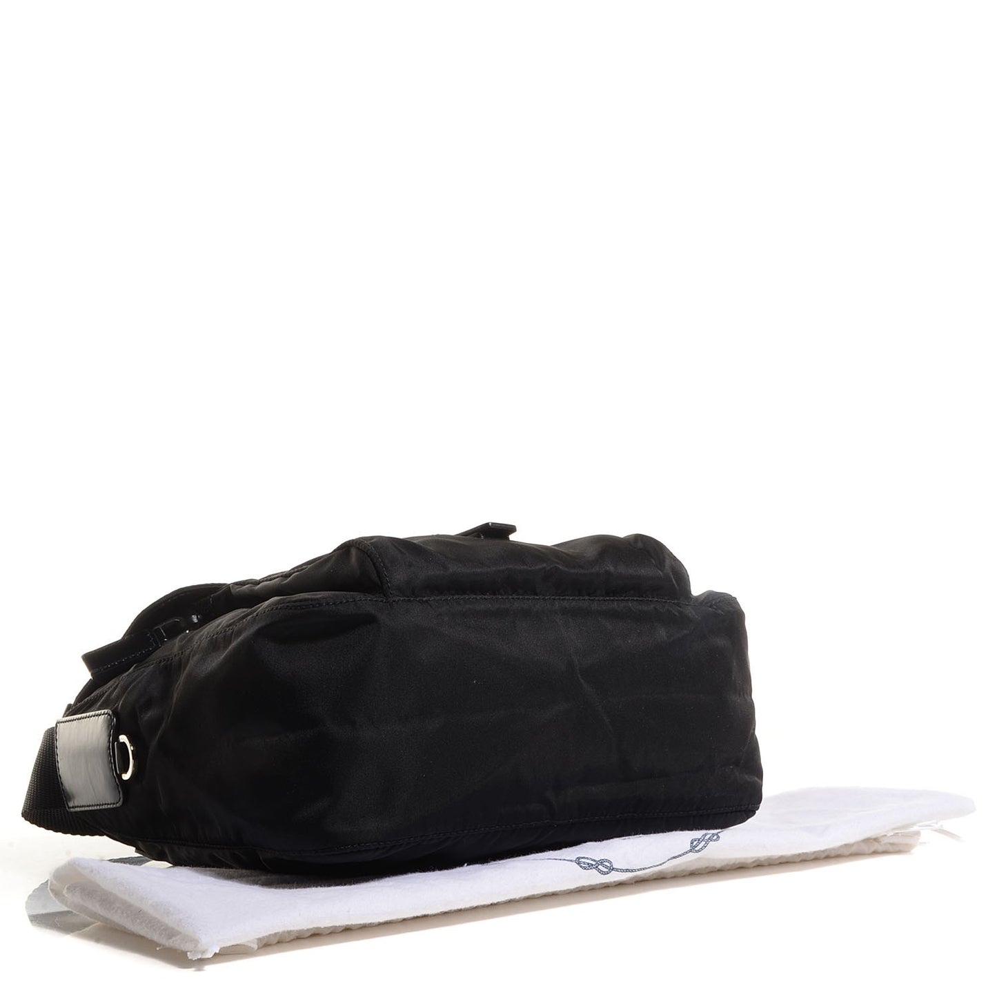 Nylon Vela Messenger Black