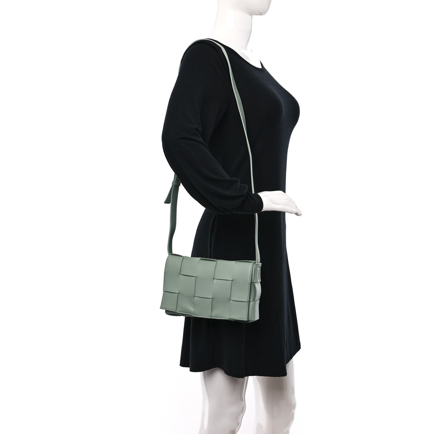 Bottega Veneta Lambskin Maxi Intrecciato Cassette Crossbody Bag New Sauge 2 of 8