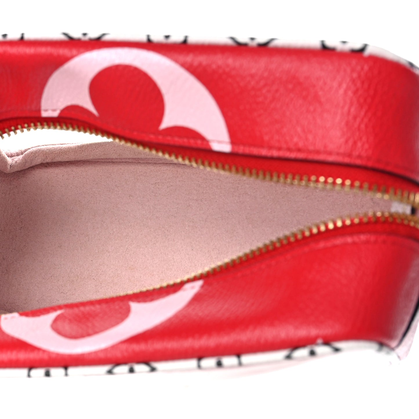 Monogram Giant Beach Pouch Rouge