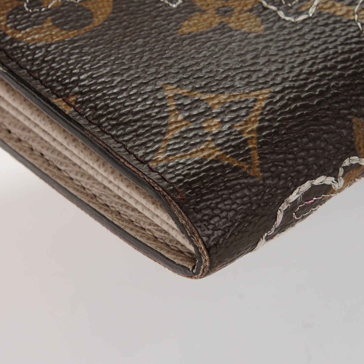 Monogram Dentelle Sarah Wallet Silver