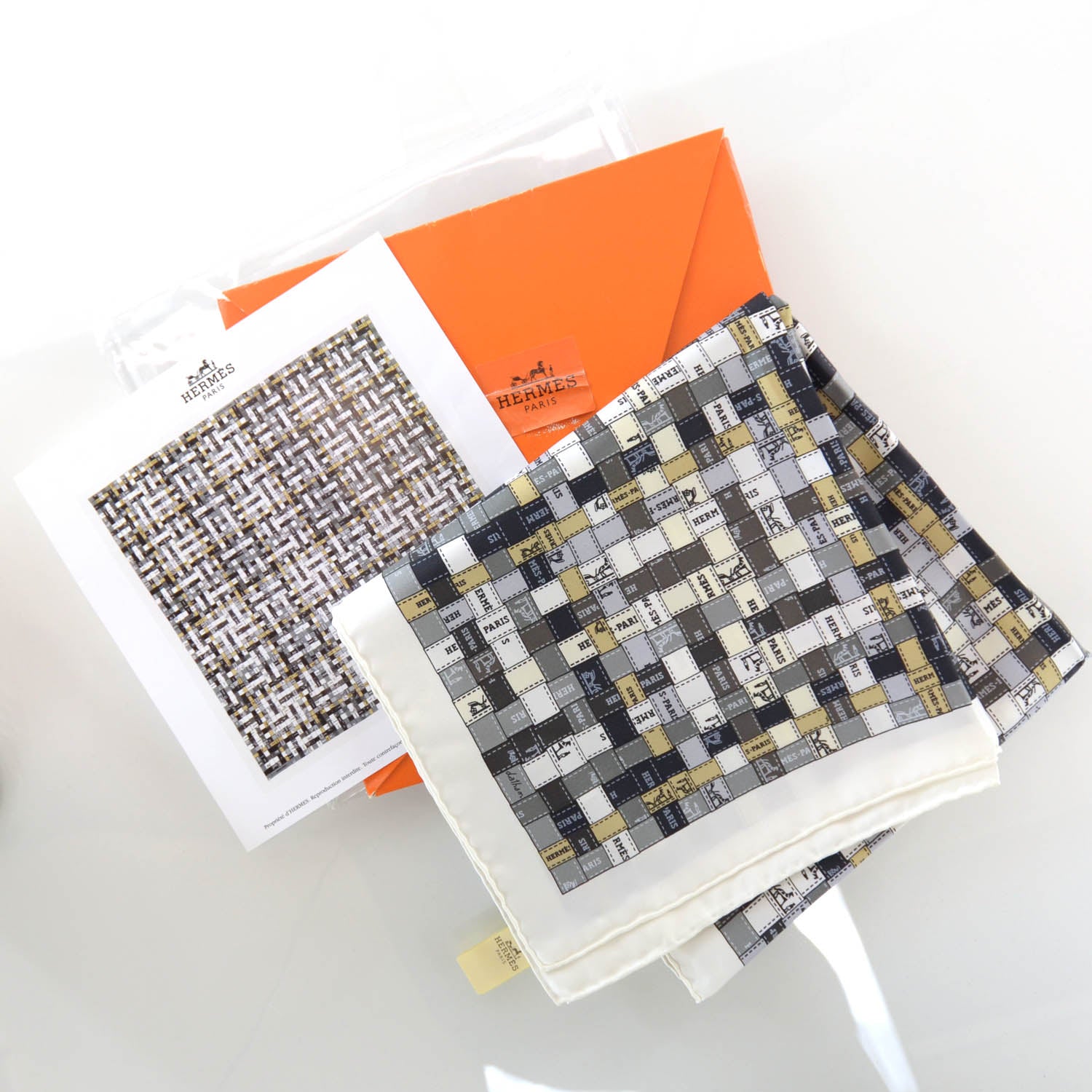 Hermes Silk Bolduc Au Carre Scarf 90 Blanc Gris 6 of 6