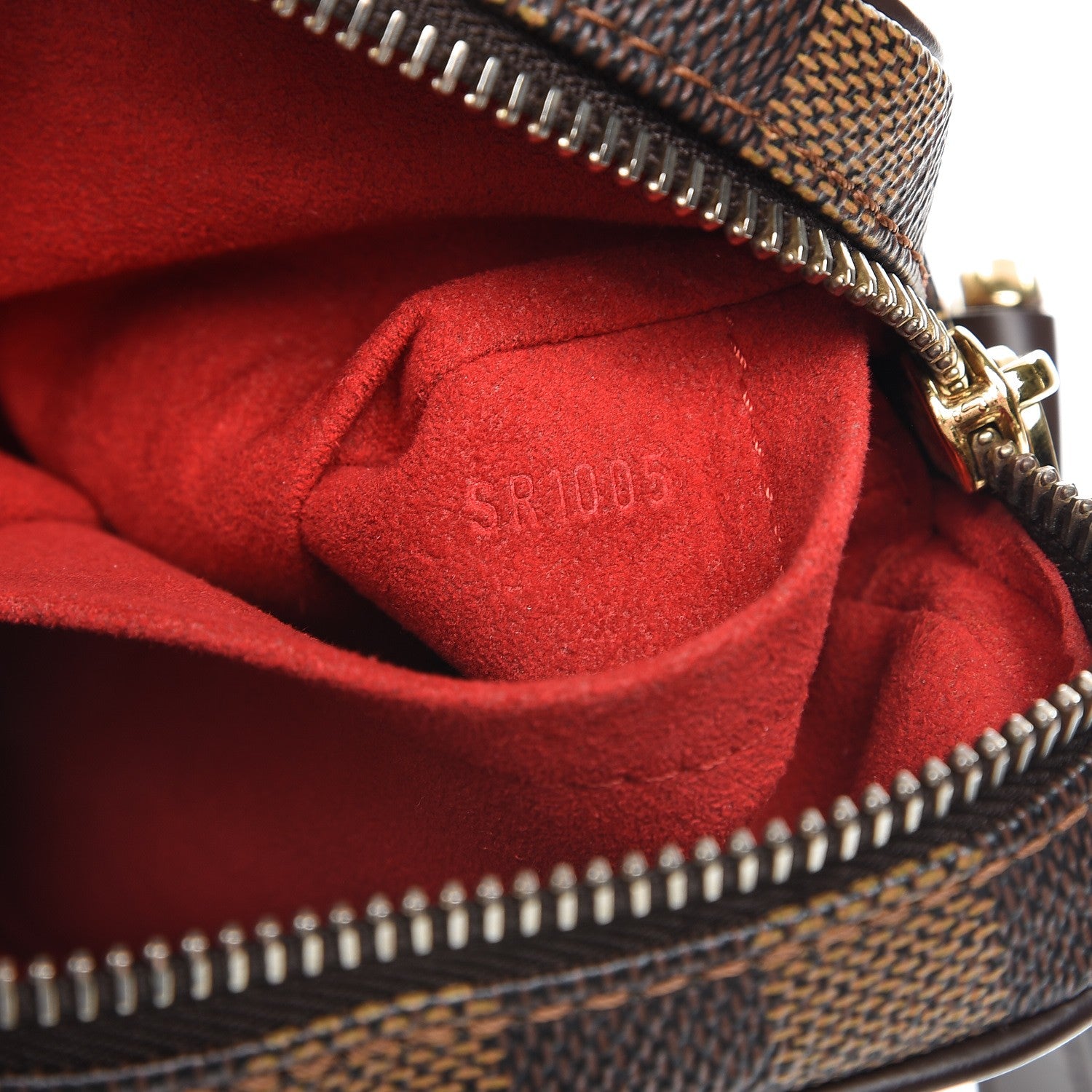 Louis Vuitton Damier Ebene Rift 8 of 8