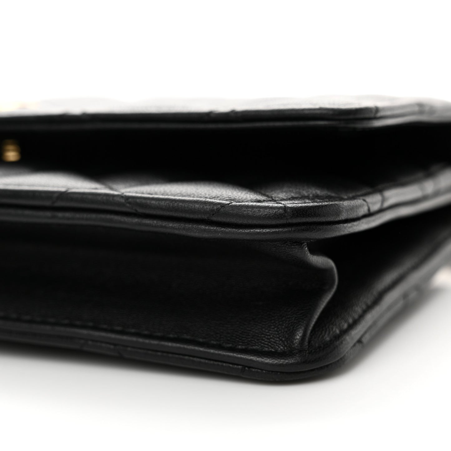 Lambskin Quilted Wallet On Chain WOC Black