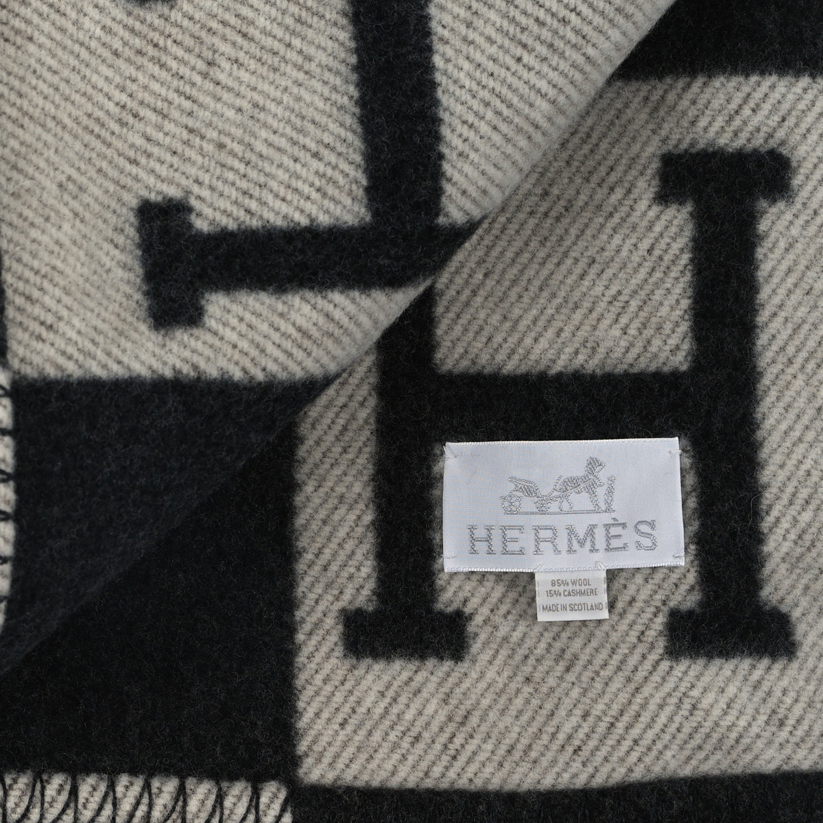 Wool Cashmere Avalon Blanket Ecru Gris Fonce