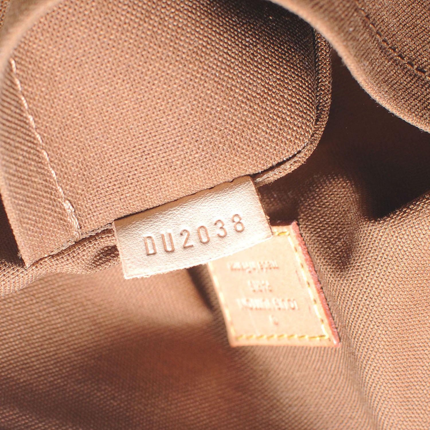 Louis Vuitton Monogram Cabas Beaubourg 7 of 7